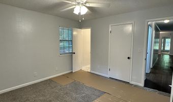 115 Davison Ln, Atmore, AL 36502