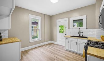 146 W Harrison St, Alliance, OH 44601