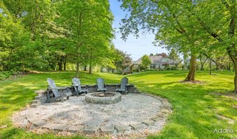6350 Egypt Valley Ct NE, Ada, MI 49301