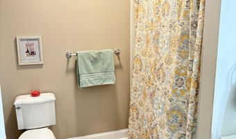 406 Kelly Cir, Altamont, NY 12009