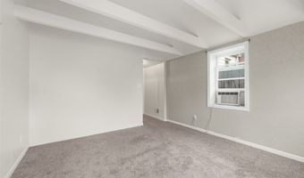 59 S 14th St, Airville, PA 15203