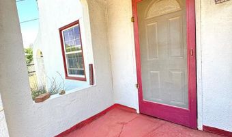 905 N 6th St, Alpine, TX 79830