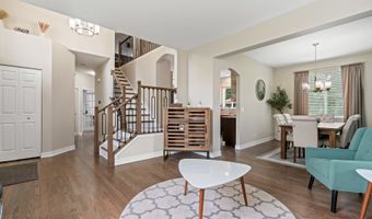 601 Acorn Ct, Antioch, IL 60002