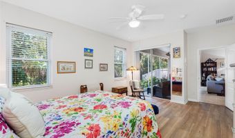 5335 CLOVER MIST Dr, Apollo Beach, FL 33572