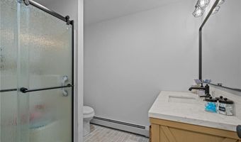 33 Slavin Path, Glocester, RI 02814