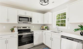 4100 Cralles Rd, Amelia, VA 23002
