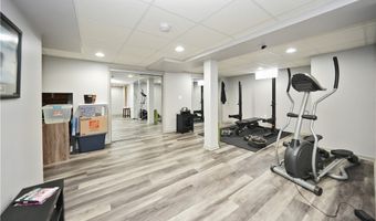 133 Boxelder Ln, Amherst, NY 14228