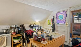 103 N Champlain St, Burlington, VT 05401