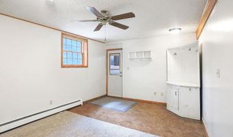 1231 N Kline St, Aberdeen, SD 57401