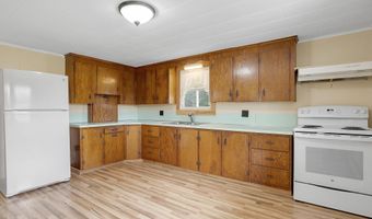 237 River Rd, Avon, ME 04966