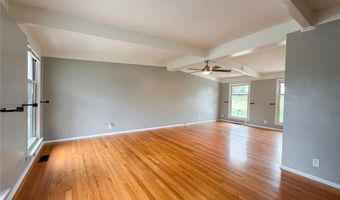 510 Wicklow Dr, Ballwin, MO 63021