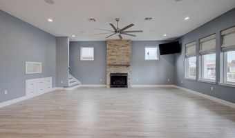 102 Angelfish Ct, Aransas Pass, TX 78336