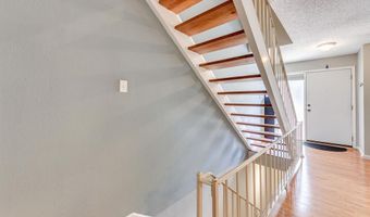 1210 Wicklow Rd A, Ballwin, MO 63021