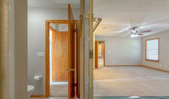 112 River Oaks Dr, Bainbridge, GA 39819