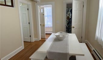 49 Connection St, Newport, RI 02840