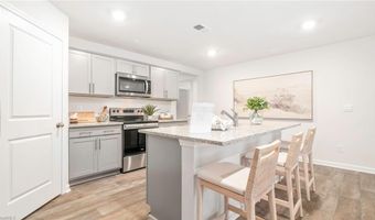 1016 Slingshot Dr, Archdale, NC 27263