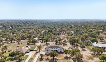 132 Wood Vly, Adkins, TX 78101