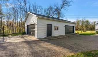 9095 76th St SE, Alto, MI 49302