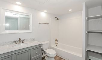 16301 Ledgemont Ln 101, Addison, TX 75001