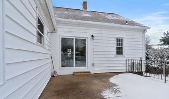 3200 Mendon Rd, Cumberland, RI 02864