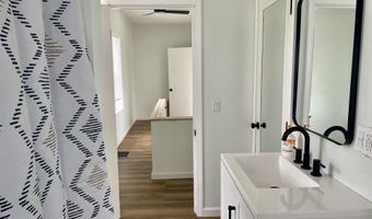 288 N Main St, Andrews, IN 46702