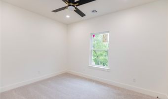 4 Lauder Cir, Bella Vista, AR 72715