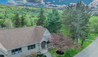 62 Fairway Dr 32, Carroll, NH 03575