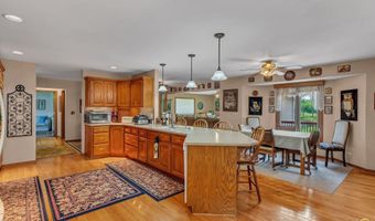 8324 SW Indian Hills Rd, Auburn, KS 66402