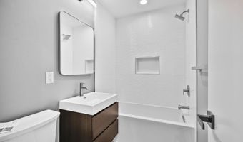 10222 ARIZONA Cir 18, Bethesda, MD 20817