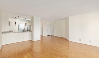 900 N STAFFORD St 1206, Arlington, VA 22203
