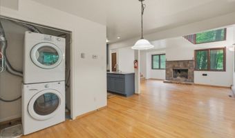 17 Village Way 6, Alloway, NJ 07462