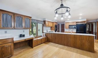 401 E Main St, Adair, OK 74330