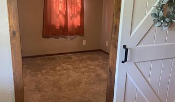 16090 Farm Road 2130, Aurora, MO 65605