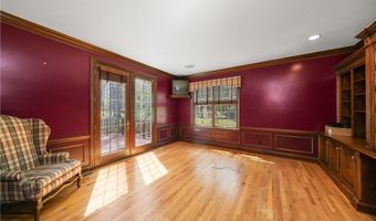 875 Cascades Dr, Aurora, OH 44202