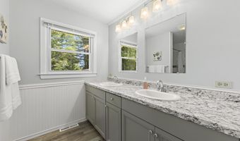 174 Ellisdale Rd, Allentown, NJ 08501