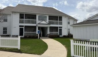 2800 S Knightsbridge Cir, Ann Arbor, MI 48105