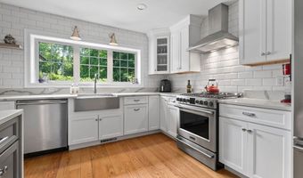 418 Mystic St, Arlington, MA 02474