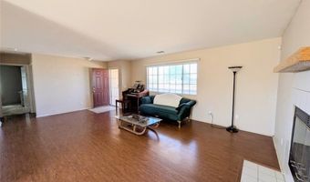 10819 Nambe Rd, Apple Valley, CA 92308