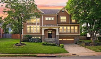 4226 40TH St N, Arlington, VA 22207