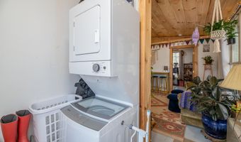57 Barnett Way, Belgrade, ME 04917