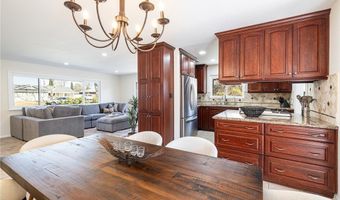 2206 Stinson St, Simi Valley, CA 93065