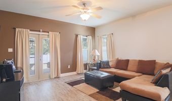 5282 Overland Dr, Biloxi, MS 39532