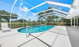 489 S Country Club Dr, Atlantis, FL 33462