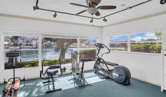 207 MIDWAY Is, Clearwater Beach, FL 33767