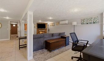 10 Kerins Ter, Newport, RI 02840