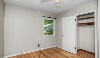 3905 Ontario St, Ames, IA 50014