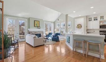 40418 N South Newport Dr, Antioch, IL 60002