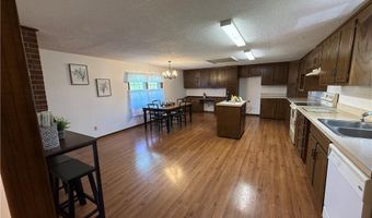 404 N 14th St, Atchison, KS 66002