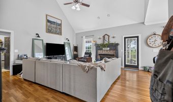 98 ROLLING GREEN Dr, Anniston, AL 36207