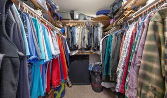 32201 Joaquin Rd, Acton, CA 93510